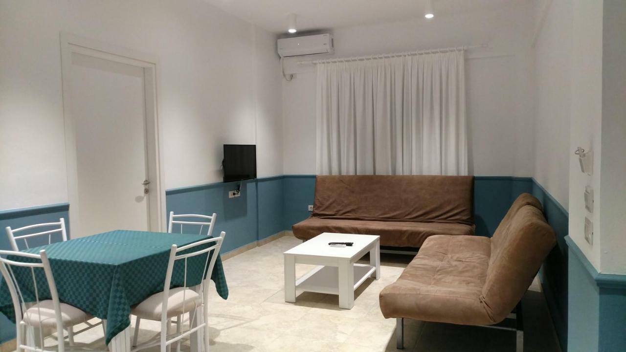P-Apartment Saranda Kültér fotó
